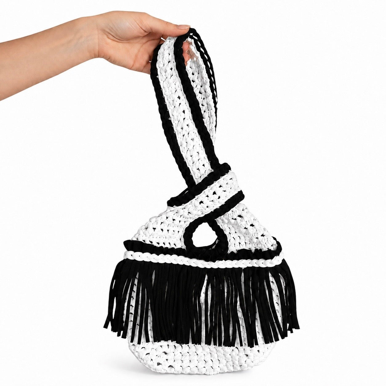The Fringe Mini Swing – Onyx & Gardenia